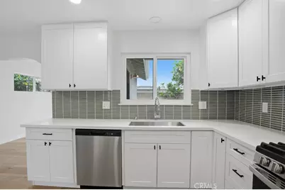 2400 W Hemlock Street, Oxnard, CA 93035 - Photo 9