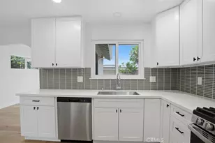 2400 W Hemlock St, Oxnard, CA 93035 - Photo 9