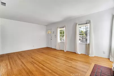 5239 Comercio Avenue, Woodland Hills, CA 91364 - Photo 5