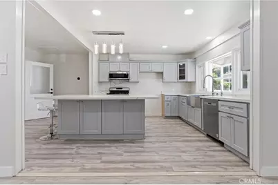 8344 Saloma, Panorama City, CA 91402 - Photo 11
