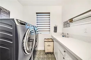 20431 W Windsor, Porter Ranch, CA 91326 - Photo 37