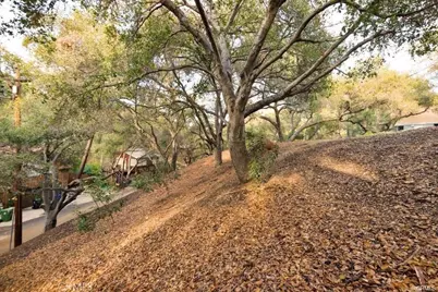 0 Elzevir Rd & Morro Dr Road, Woodland Hills, CA 91364 - Photo 27
