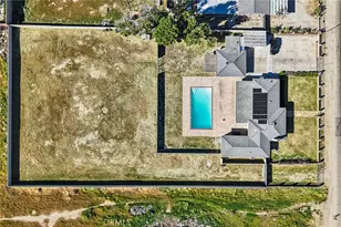 38465 12th St, Palmdale, CA 93550 - Photo 3