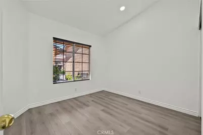 22942 Banyan, Saugus, CA 91390 - Photo 21