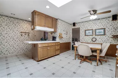 7618 Irondale, Winnetka, CA 91306 - Photo 5