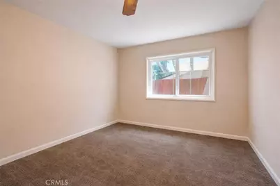 28215 Hot Springs Avenue, Canyon Country, CA 91351 - Photo 5