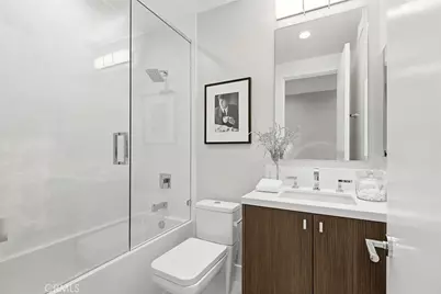 16007 Dickens, Encino, CA 91436 - Photo 27