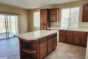 3019 W Newgrove St, Lancaster, CA 93536 - Photo 7