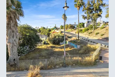 1623 E 1st Street, Los Angeles, CA 90033 - Photo 5