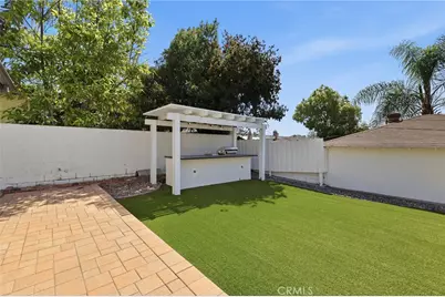 2844 N Brighton Street, Burbank, CA 91504 - Photo 37