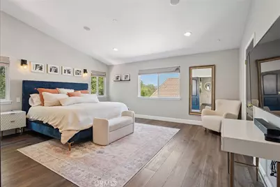 5179 Knollwood Way, Woodland Hills, CA 91364 - Photo 15