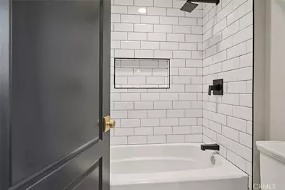 5179 Knollwood Way, Woodland Hills, CA 91364 - Photo 23