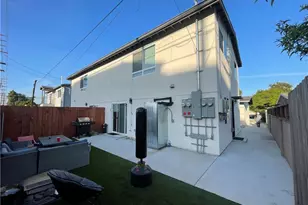 8309 Barnsley Ave, Los Angeles, CA 90045 - Photo 7