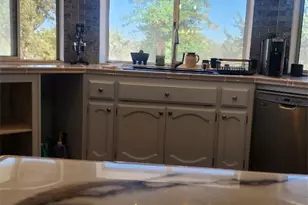 8170 Coyote, Oak Hills, CA 92344 - Photo 17