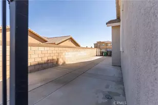41715 Chianti Ct, Palmdale, CA 93551 - Photo 33