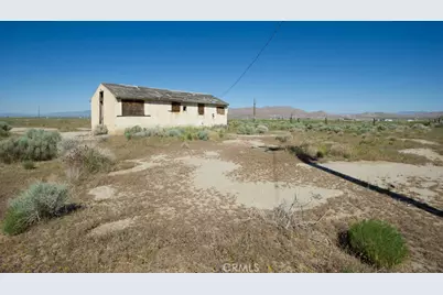 2011 67th, Rosamond, CA 93560 - Photo 5