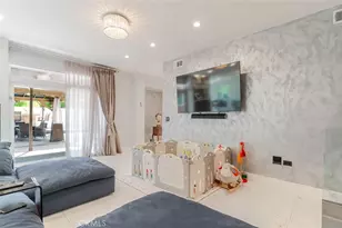 17180 Ballinger St, Northridge, CA 91325 - Photo 13