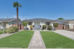 22529 Clarendon, Woodland Hills, CA 91367 - Photo 13