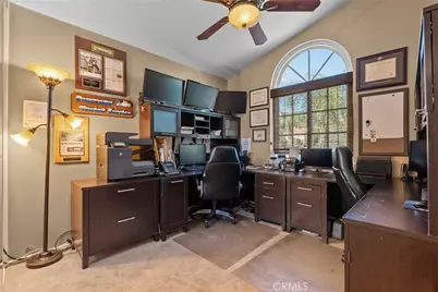 20344 Calhaven, Saugus, CA 91390 - Photo 37