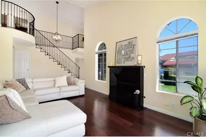 6347 Wynne Avenue, Tarzana, CA 91335 - Photo 9