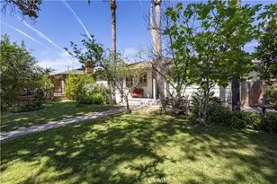 17101 Gault, Lake Balboa, CA 91406 - Photo 3