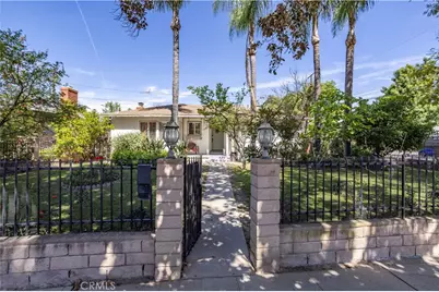 17101 Gault, Lake Balboa, CA 91406 - Photo 1