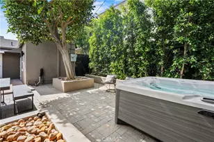 8963 Cynthia, West Hollywood, CA 90069 - Photo 31