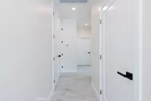 19453 Strathern St, Reseda, CA 91335 - Photo 19