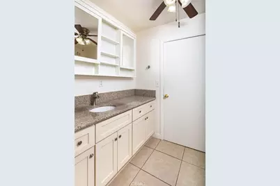 13100 Foothill, Sylmar, CA 91342 - Photo 9