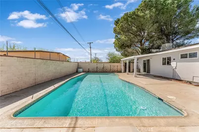 1046 W Avenue H6, Lancaster, CA 93534 - Photo 33