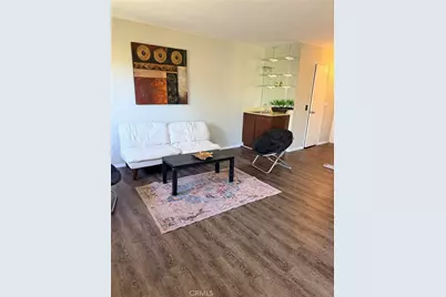 10215 Variel, Chatsworth, CA 91311 - Photo 3