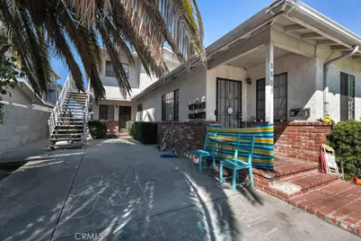 8807 Canby Ave, Northridge, CA 91325 - Photo 3