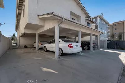 8807 Canby Ave, Northridge, CA 91325 - Photo 9