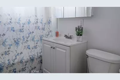 2531 Sale Place, Huntington Park, CA 90255 - Photo 13
