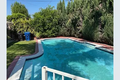 14125 Burton, Panorama City, CA 91402 - Photo 9