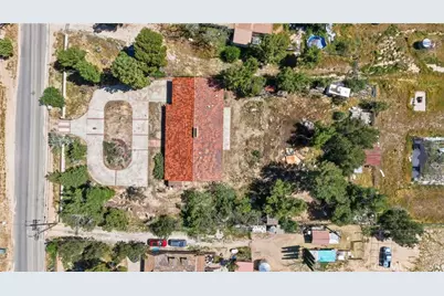 11560 Darling Road, Agua Dulce, CA 91390 - Photo 35