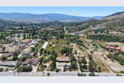 11560 Darling Road, Agua Dulce, CA 91390 - Photo 37