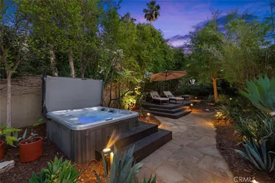 4556 Poe Avenue, Woodland Hills, CA 91364 - Photo 47