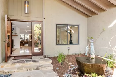 4556 Poe Avenue, Woodland Hills, CA 91364 - Photo 5