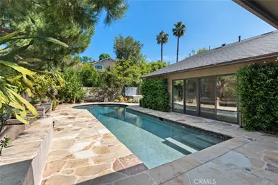 4556 Poe Avenue, Woodland Hills, CA 91364 - Photo 5