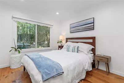 4556 Poe Avenue, Woodland Hills, CA 91364 - Photo 25