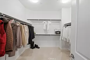 29116 W Hills Dr, Valencia, CA 91354 - Photo 19