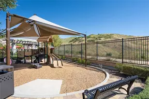 29116 W Hills Dr, Valencia, CA 91354 - Photo 55