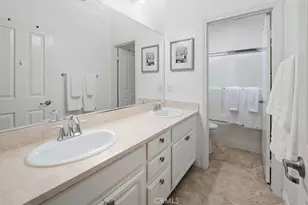 29116 W Hills Dr, Valencia, CA 91354 - Photo 25