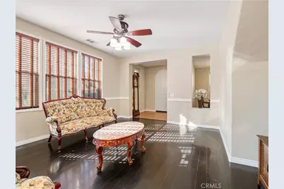 31769 Avenida Sonrisa, Castaic, CA 91384 - Photo 3