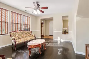 31769 Avenida Sonrisa, Castaic, CA 91384 - Photo 3