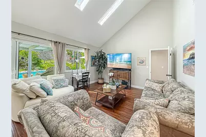8371 Capistrano Avenue, West Hills, CA 91304 - Photo 3