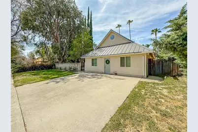 8371 Capistrano Avenue, West Hills, CA 91304 - Photo 3