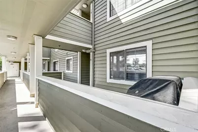 6545 Reseda Boulevard #6, Reseda, CA 91335 - Photo 25