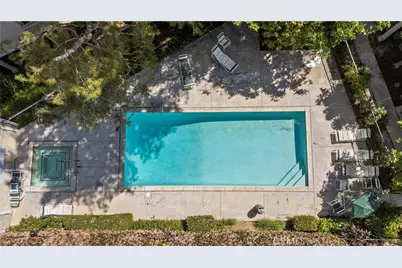 22117 Burbank #5, Woodland Hills, CA 91367 - Photo 39